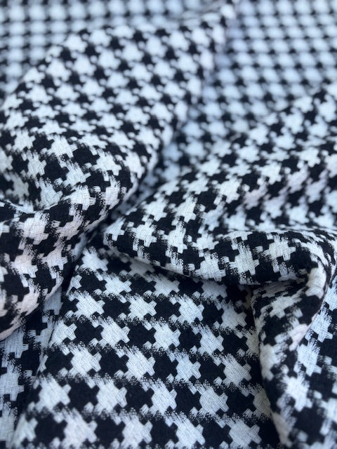 Classic Black White Houndstooth